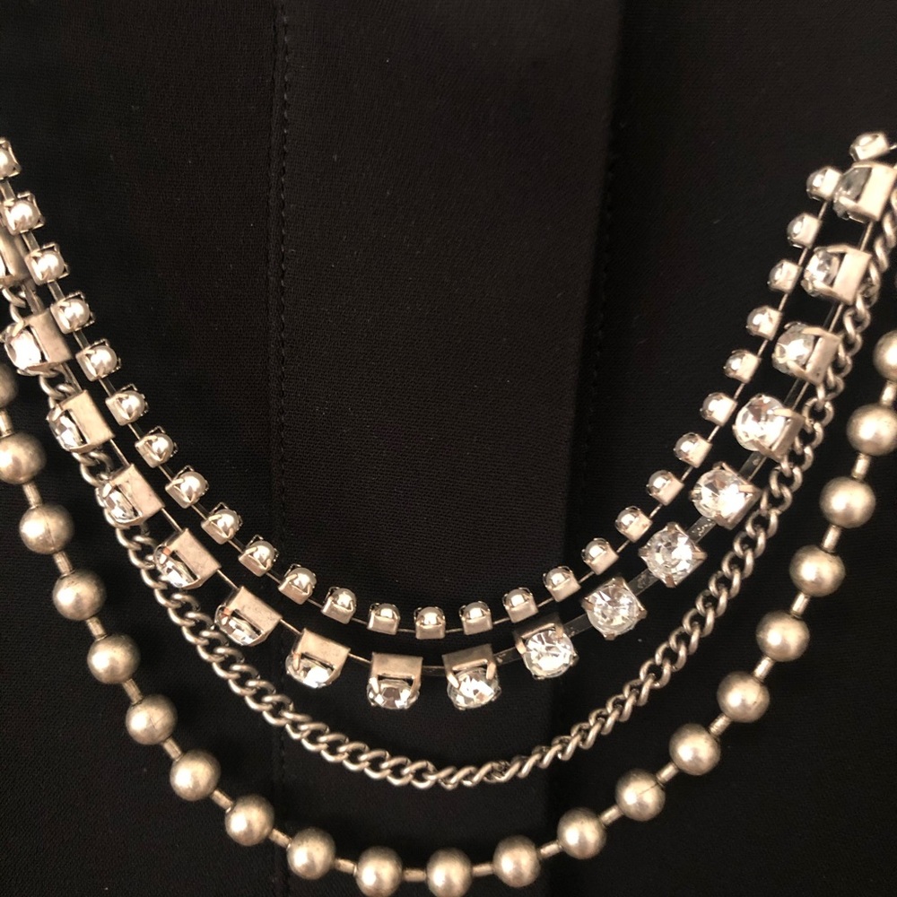 Silver statement necklace - Picture 2 of 4